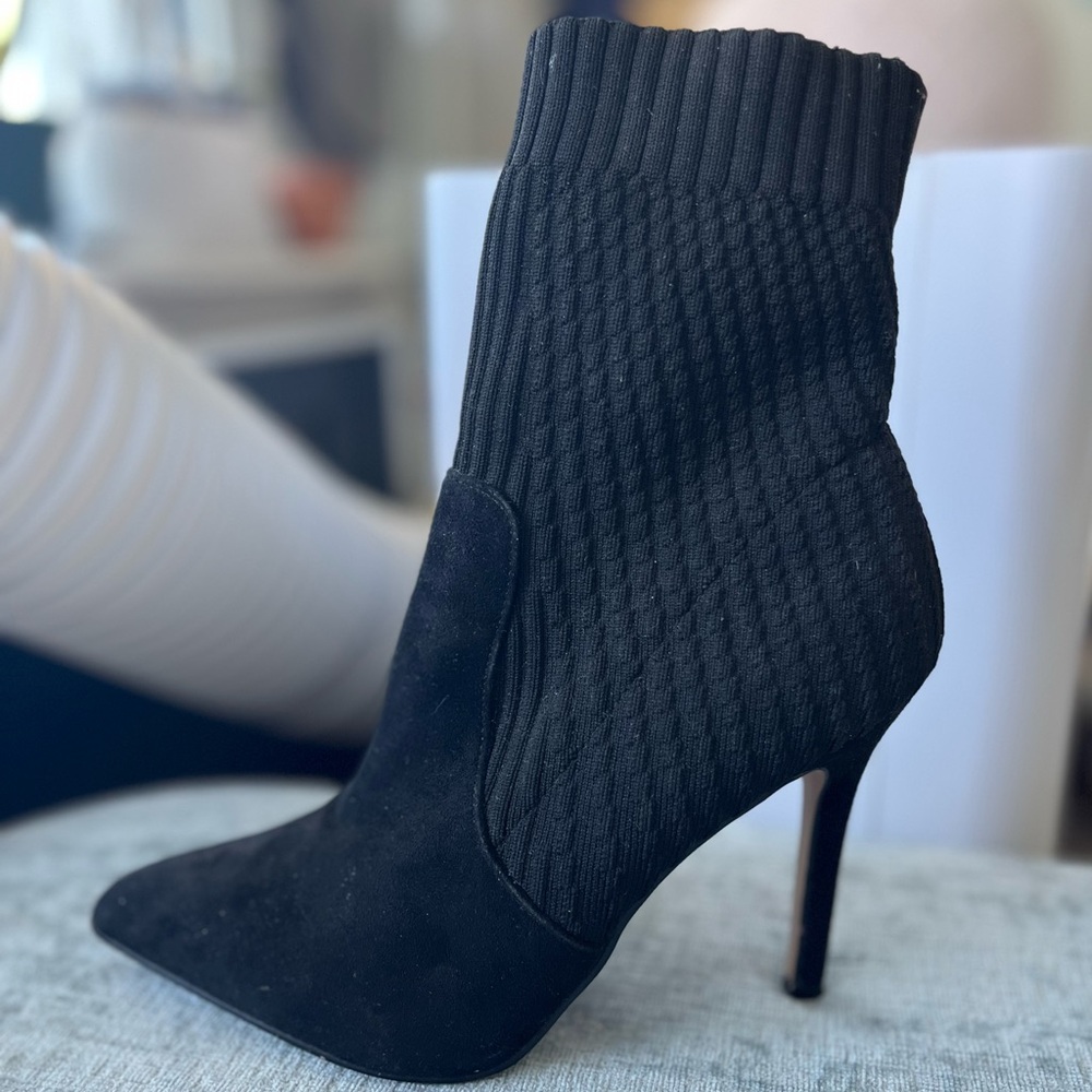 Catherine Malandrino Black Stretch Knit Sock Bootie Stiletto Heel